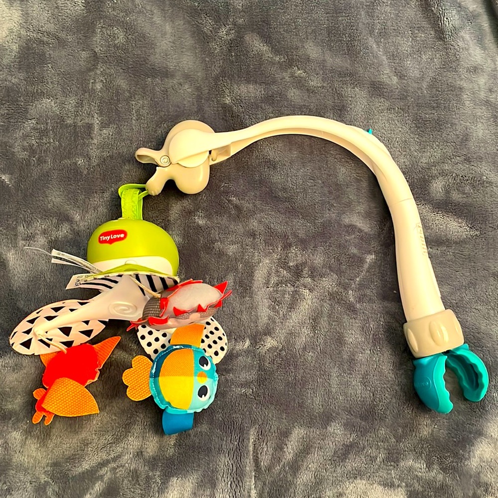 Crib Mobile. In excellent condition.
Tiny Love® Meadow Days™ Take Along Mobile